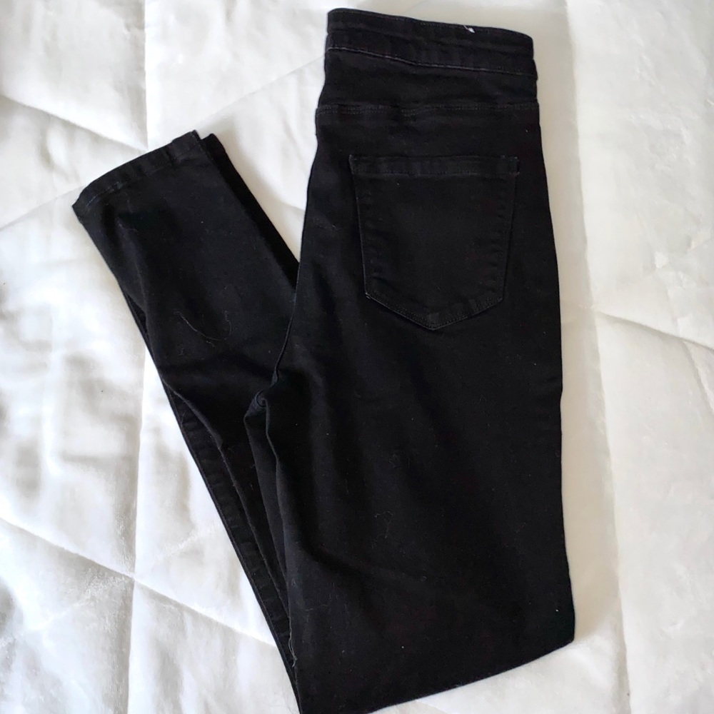 Forever 21 black skinny jeans
